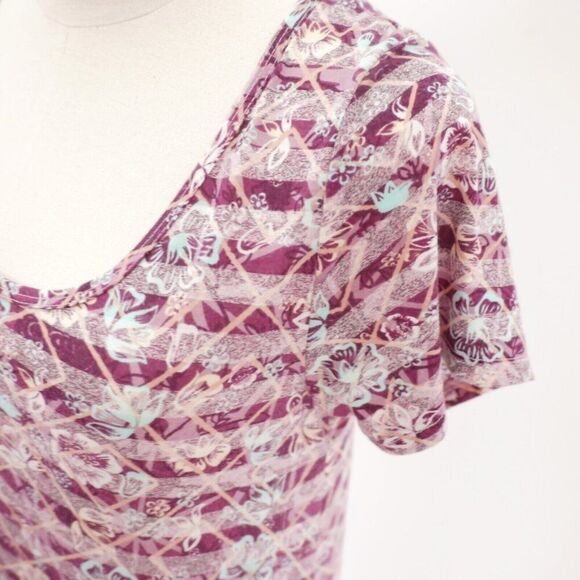 LuLaRoe Red Floral Geometric Boat Neck Blouse / Top XS Short Sleeve Polyester Ra - Picture 2 of 7